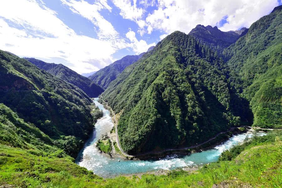 年味渐浓:各地推出特色消费活动 丰富节日体验